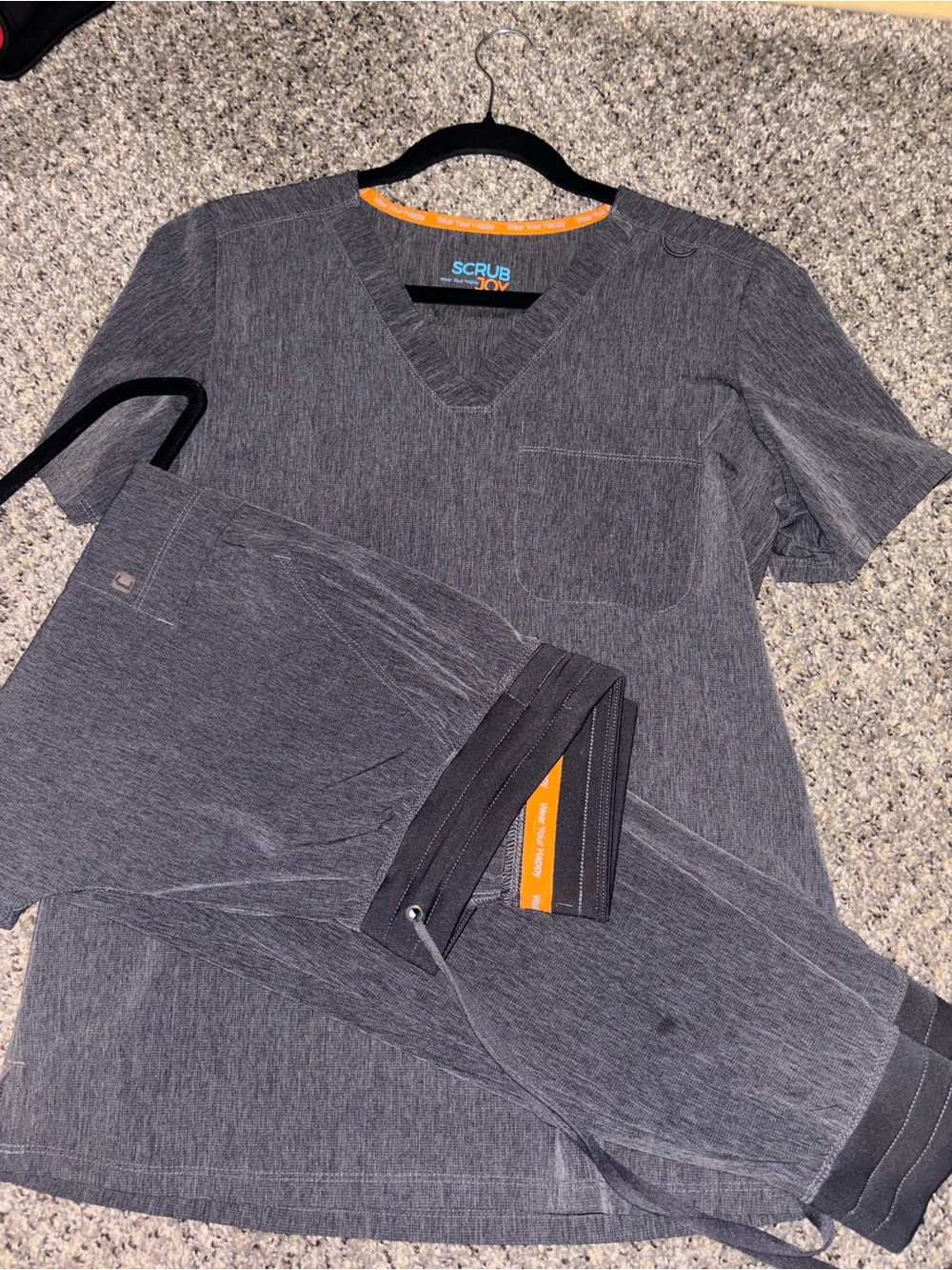 SCRUBJOY Women's Gray Heather Scrub Set - V-Neck Top & Jogger Pants